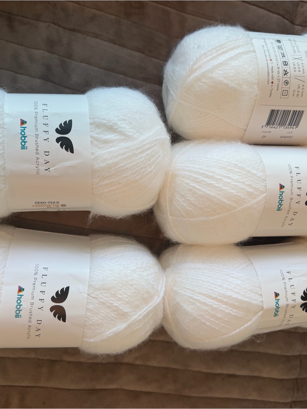 Fluffy Day White Brushed Acrylic Yarn by Hobbi - Soft Skeins